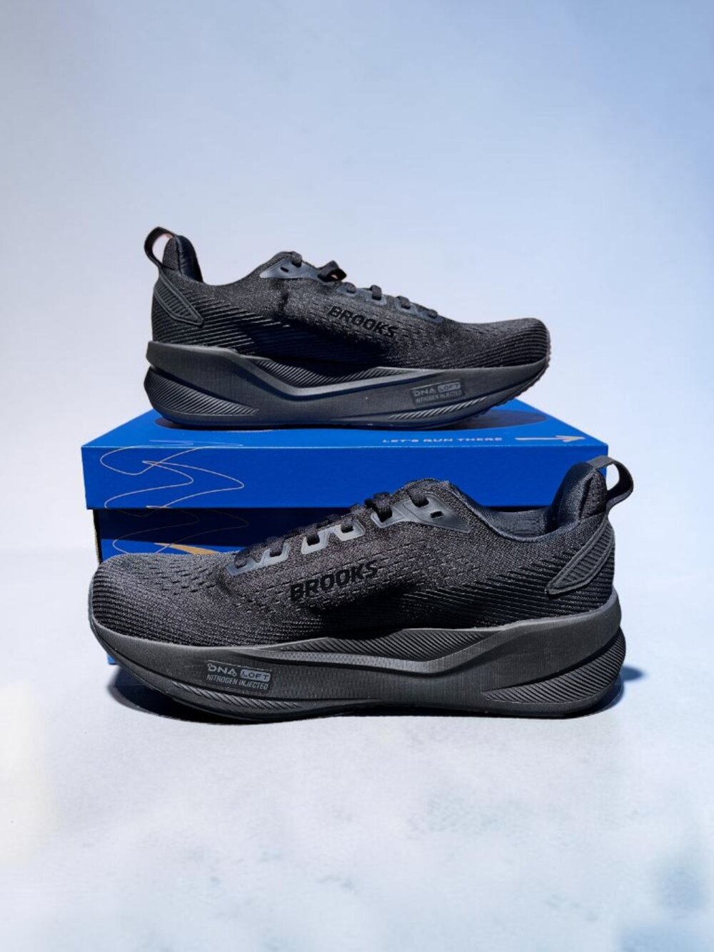 NEW Brooks Ghost Max 4 Men's Black Running Sneakers Width D - Various Sizes - Picture 2 of 7